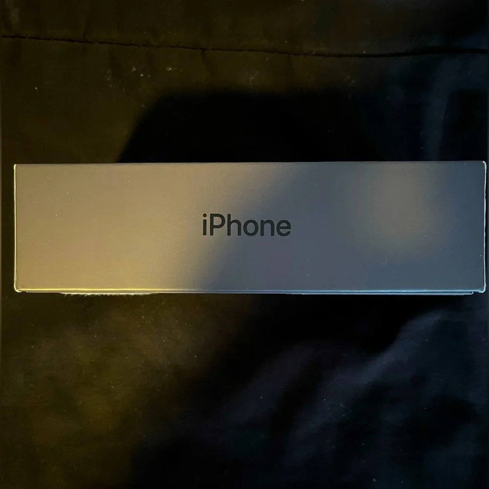Apple iPhone EMPTY BOX FOR THE APPLE IPHONE 8 PLUS (2018) 64GB
